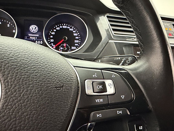 Volkswagen Tiguan 26 of 30