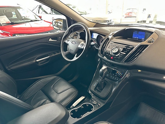 Ford Kuga 12 of 17