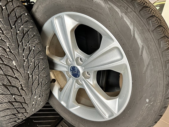 Ford Kuga 17 of 17