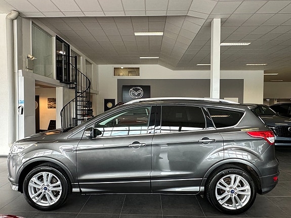 Ford Kuga 2 of 17