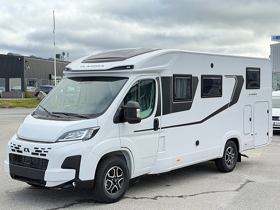 Adria Compact Select DL - Höga långbäddar - Dieselpanna - NYHET! - 6 of 20