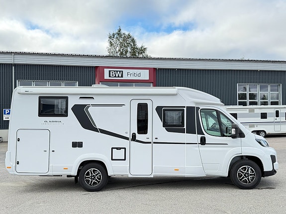 Adria Compact Select DL - Höga långbäddar - Dieselpanna - NYHET! - 2 of 20
