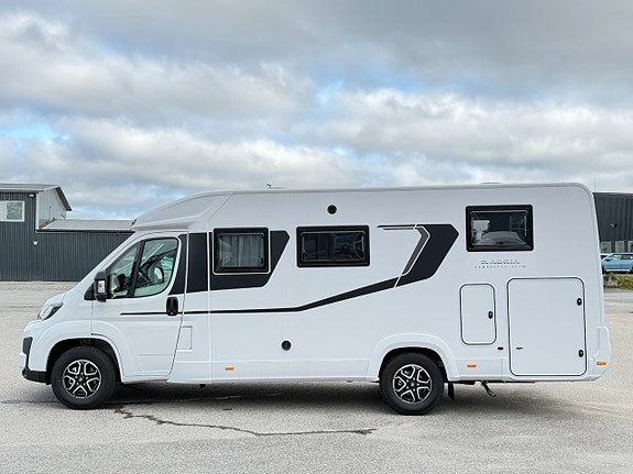 Adria Compact Select DL - Höga långbäddar - Dieselpanna - NYHET! - 5 of 20