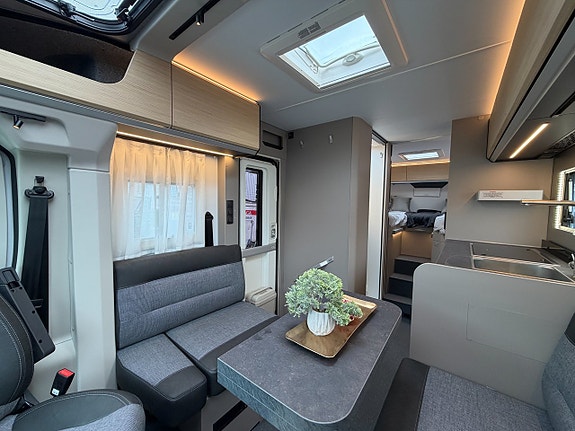 Adria Compact Select DL - Höga långbäddar - Dieselpanna - NYHET! - 10 of 20