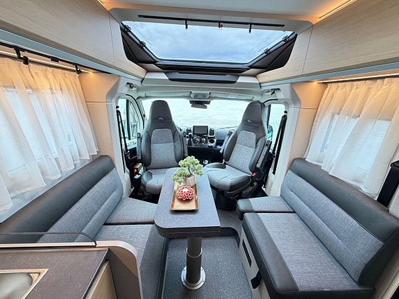 Adria Compact Select DL - Höga långbäddar - Dieselpanna - NYHET! - 19 of 20