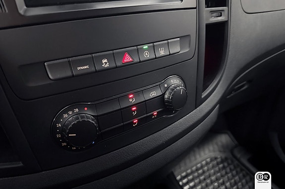 Mercedes-Benz Vito 119 13 of 14