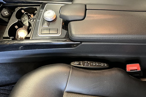 Mercedes-Benz E300 de 18 of 24