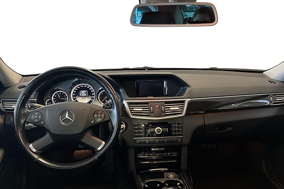 Mercedes-Benz E300 de 10 of 24