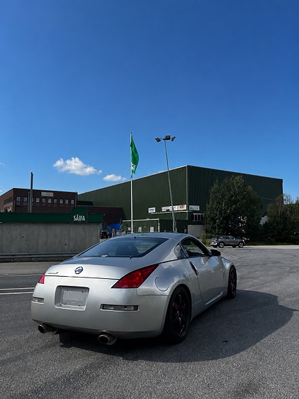 Nissan 350 Z 8 of 10