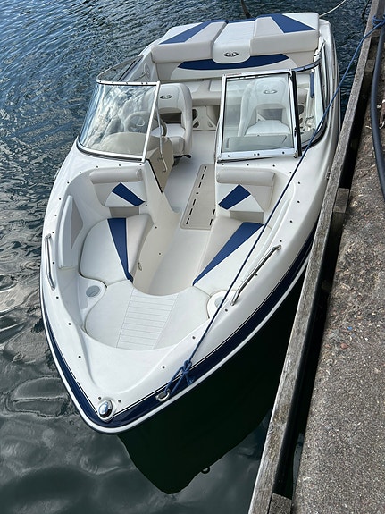Glastron GT185 2 of 9