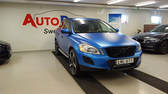 Volvo XC60 3 of 15