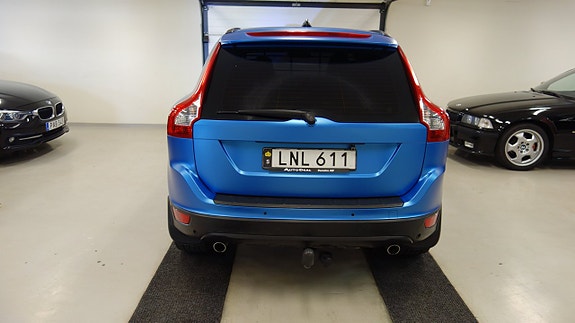 Volvo XC60 7 of 15