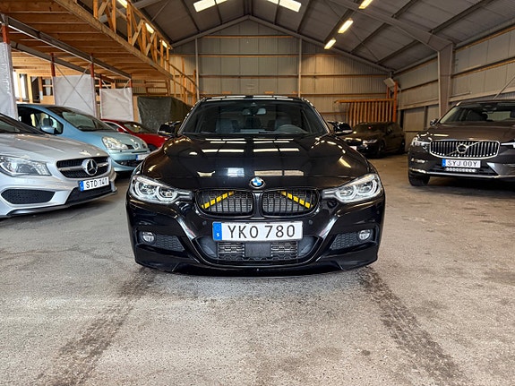BMW 330d 4 of 25