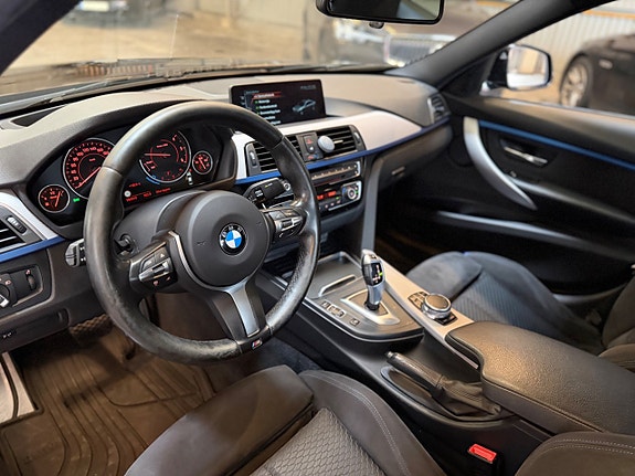 BMW 330d 17 of 25