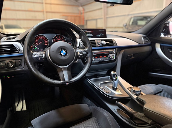 BMW 330d 18 of 25