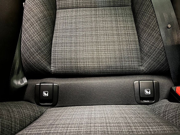 Volvo XC60 19 of 20