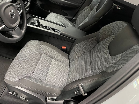 Volvo XC60 4 of 20