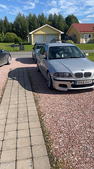 BMW 328i 2 of 3