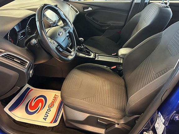 Ford Focus 9 of 21