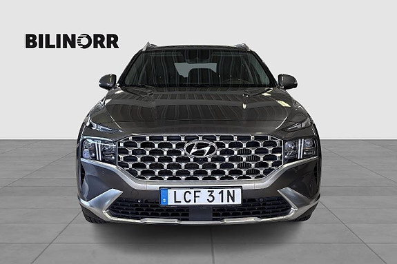 Hyundai Santa Fe 2 of 16