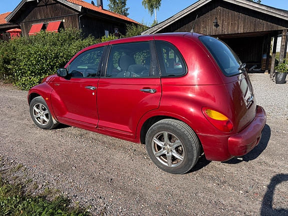 Chrysler PT Cruiser 4 of 7