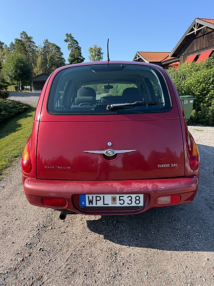 Chrysler PT Cruiser 6 of 7