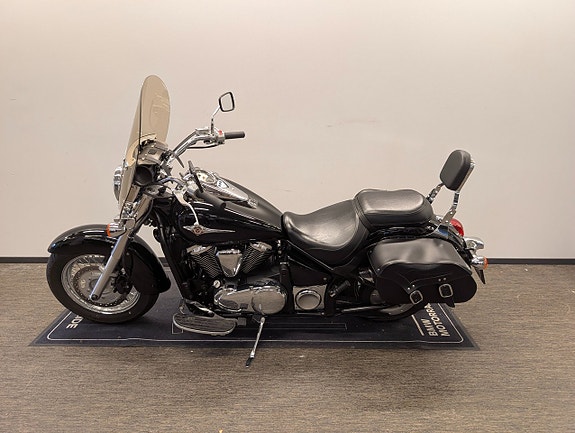 Kawasaki Vulcan 900 Classic 4 of 4