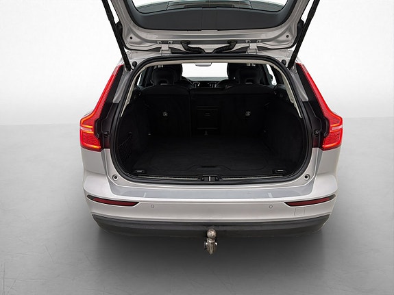 Volvo V60 11 of 30