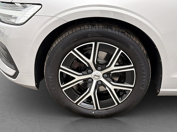 Volvo V60 27 of 30
