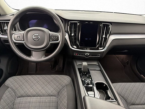 Volvo V60 15 of 30