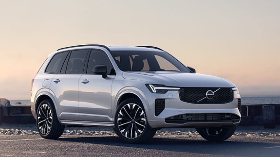 Volvo XC90 14 of 27