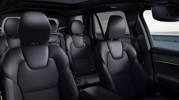 Volvo XC90 22 of 27