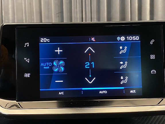 Peugeot 208 13 of 30
