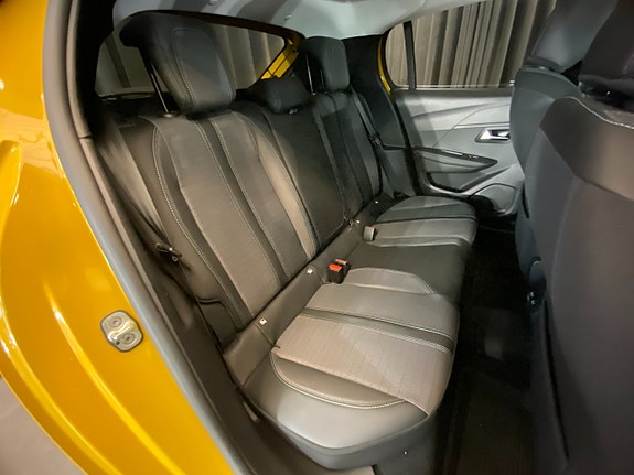 Peugeot 208 10 of 30