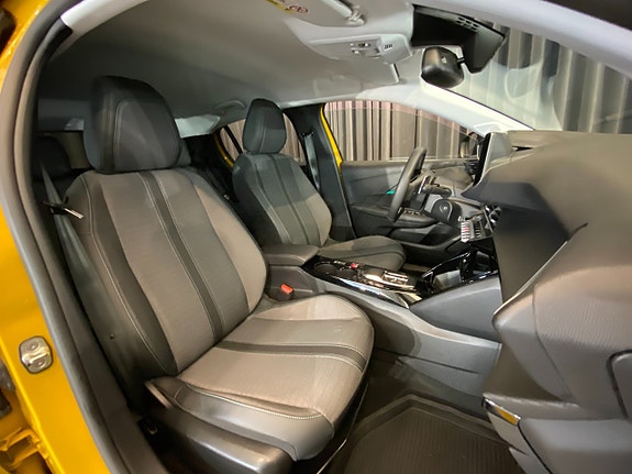 Peugeot 208 9 of 30