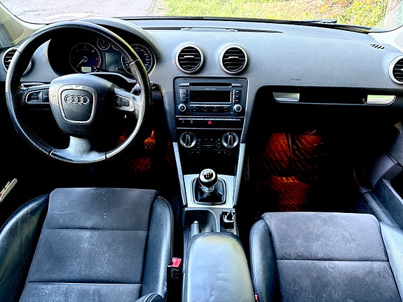 Audi A3 4 of 6