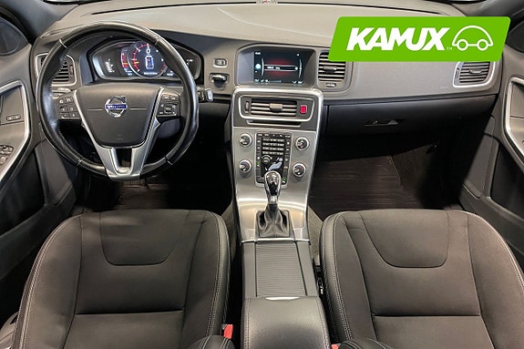Volvo V60 11 of 14