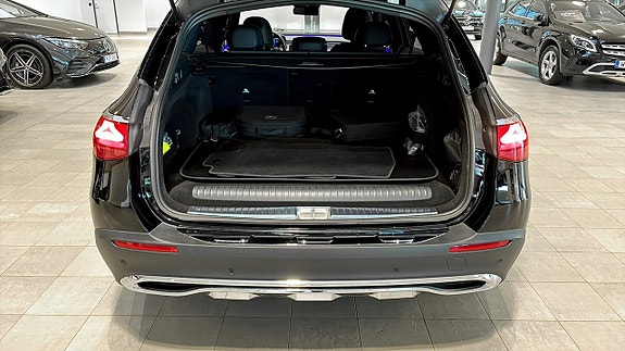 Mercedes-Benz E300 de 6 of 26