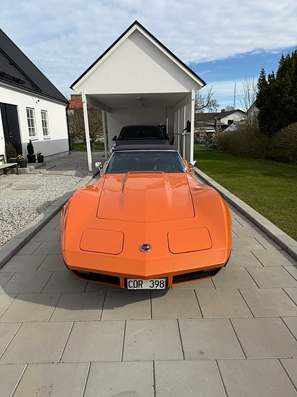 Chevrolet Corvette 3 of 6