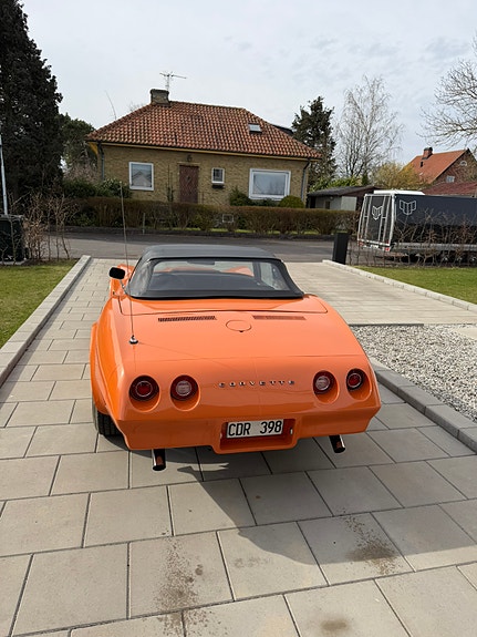 Chevrolet Corvette 5 of 6