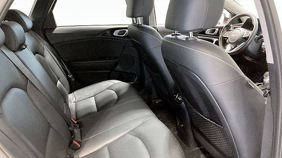 Kia Ceed 5 of 16