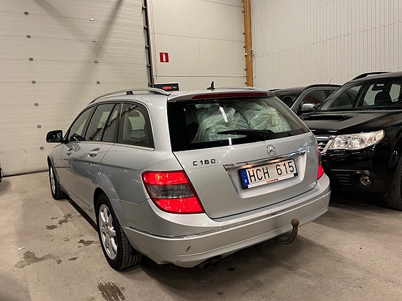 Mercedes-Benz C180 6 of 17