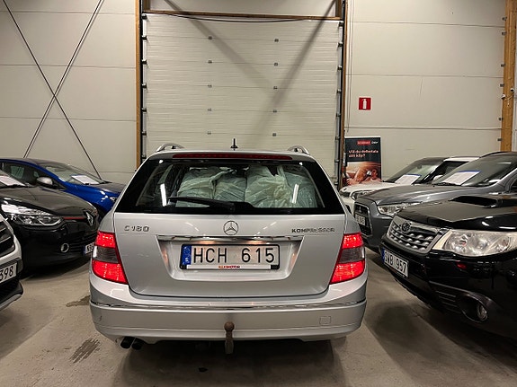 Mercedes-Benz C180 5 of 17