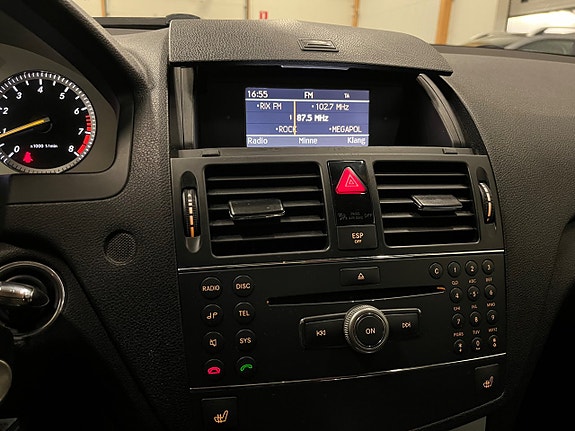 Mercedes-Benz C180 16 of 17