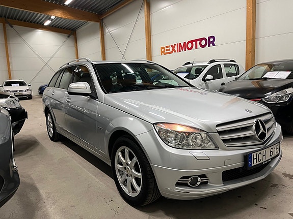 Mercedes-Benz C180 3 of 17