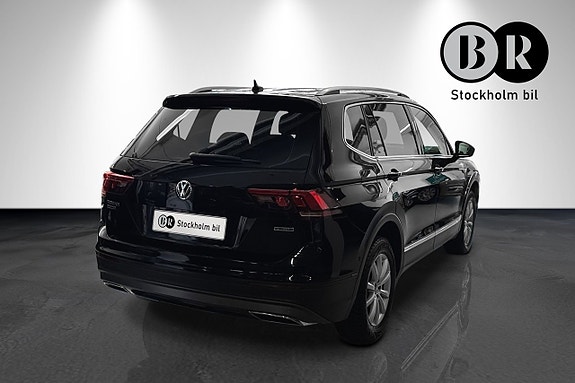 Volkswagen Tiguan Allspace 3 of 19