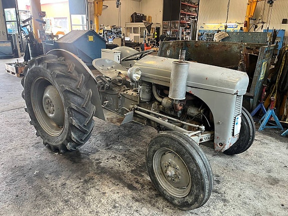 Massey Ferguson 20 Grålle 2 of 2