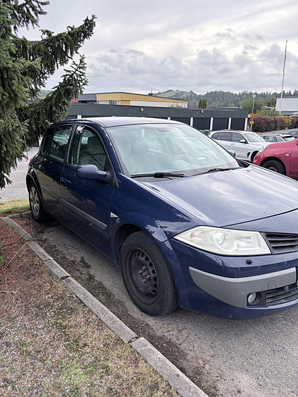 Renault Megane II 4 of 9