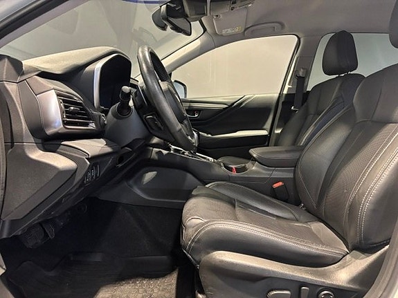 Subaru Outback 9 of 16