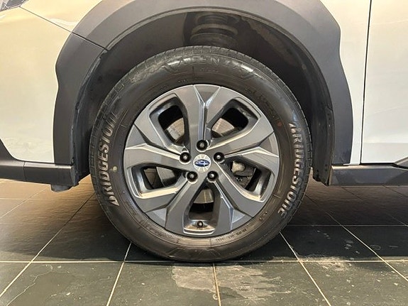 Subaru Outback 5 of 16